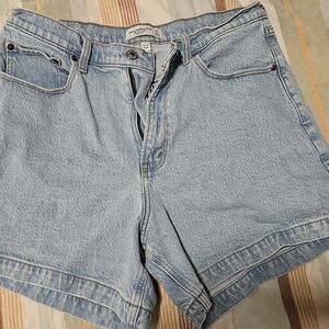 Abercrombie The Dad Short High Rise Curve Love